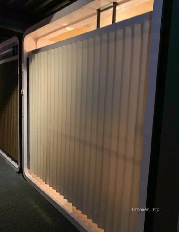 キャビンのアコーディオン