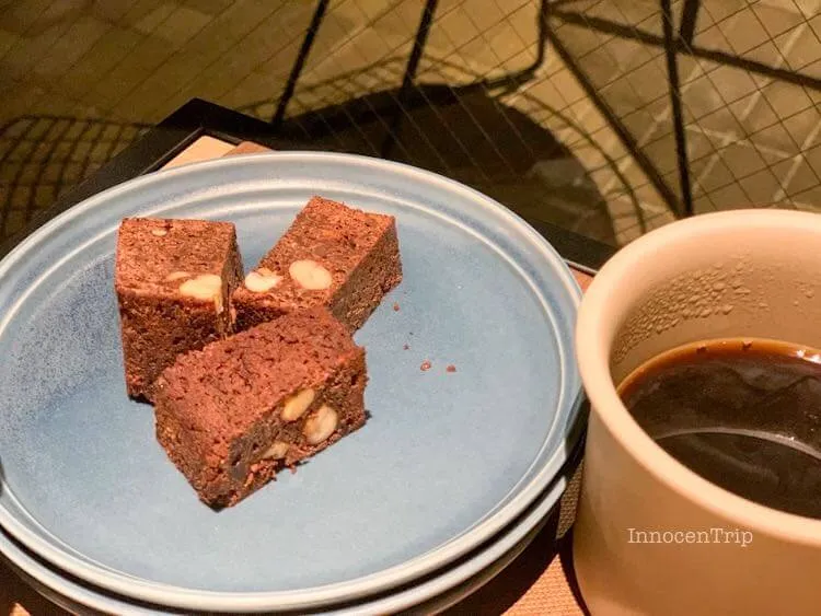 ブラウニーとコーヒー