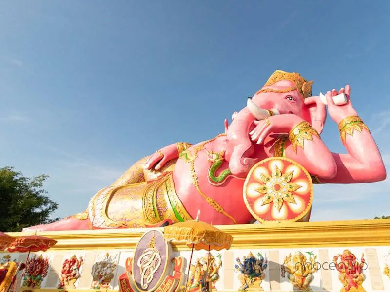 願いが叶うと評判のピンクガネーシャ像