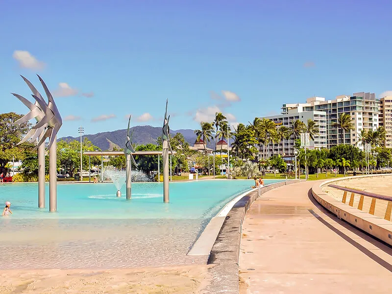 ケアンズ・エスプラナード・ラグーン