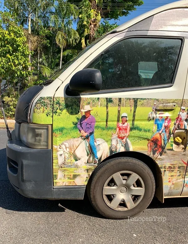 乗馬ツアー送迎車