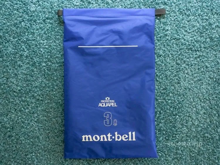 モンベルのカメラバッグ3L