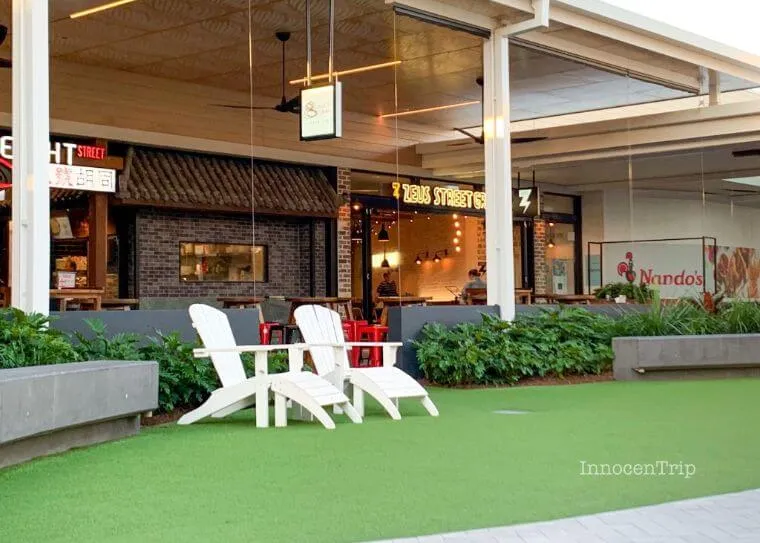 ハーバータウンのベンチ