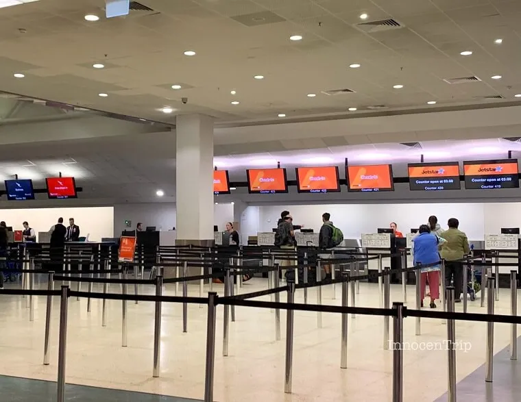 オークランド空港 チェックインカウンター