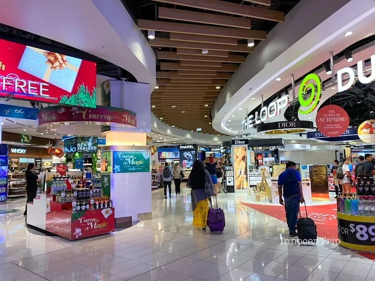 オークランド国際線内