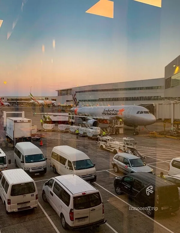 オークランドJQ132便の機体