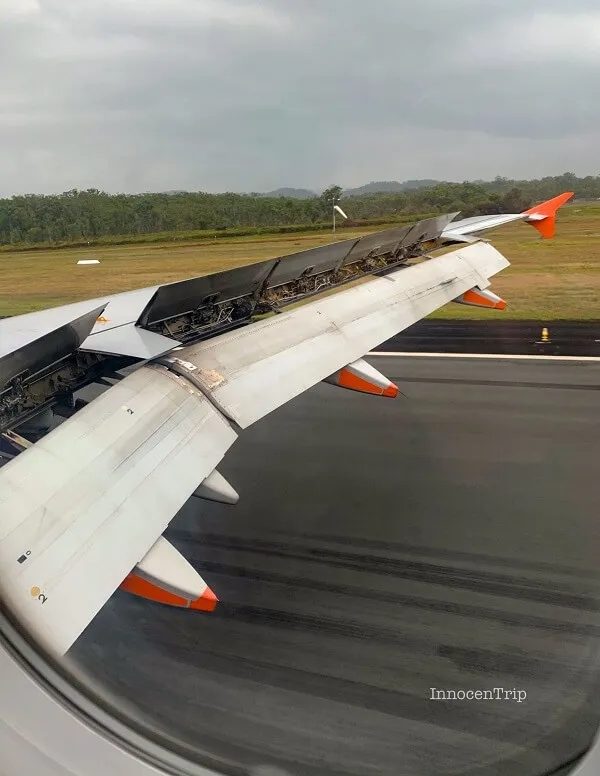 ゴールドコースト空港着陸