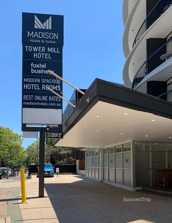 マディソンホテル タワーミル入口