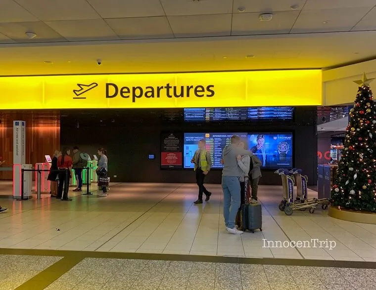 メルボルン空港のT2出発