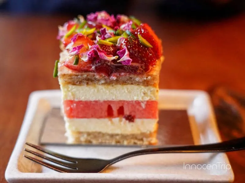 Black Star Pastryのスイカとイチゴのケーキ