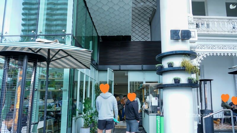 インスタ映えのピンクパンケーキ、The Kettle Black(ザ・ケトル・ブラック) のアイキャッチ画像