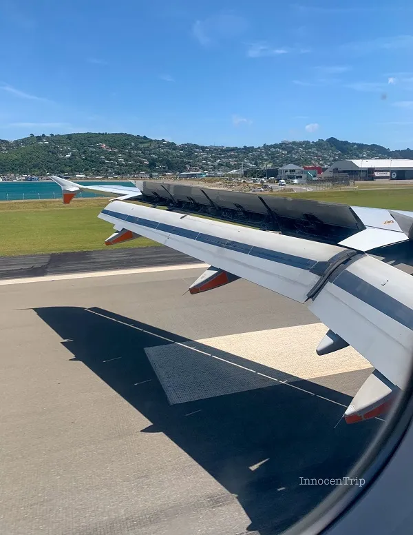 ウェリントン空港へ着陸