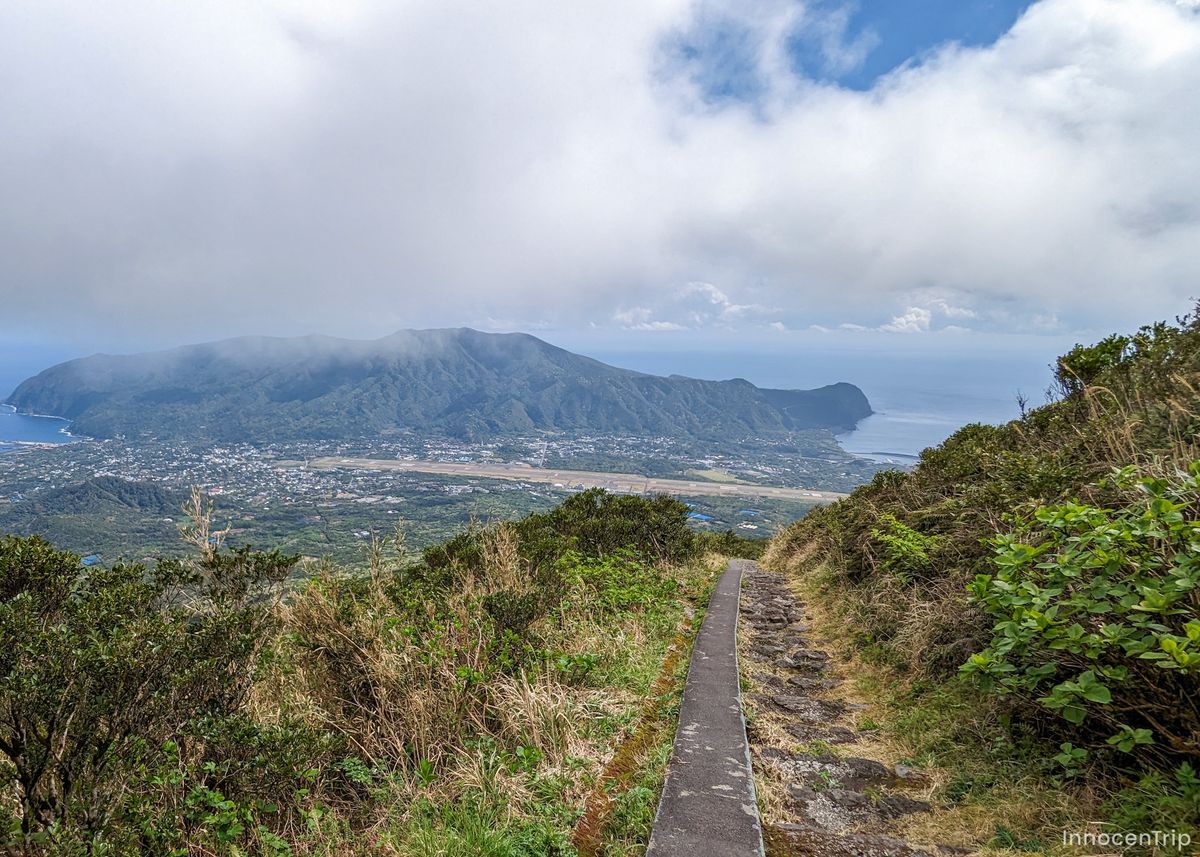 下るときに見える島と海の絶景