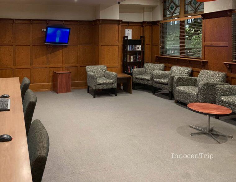 共用ラウンジスペース