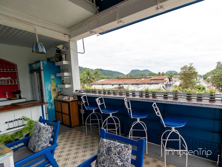 バーカウンター