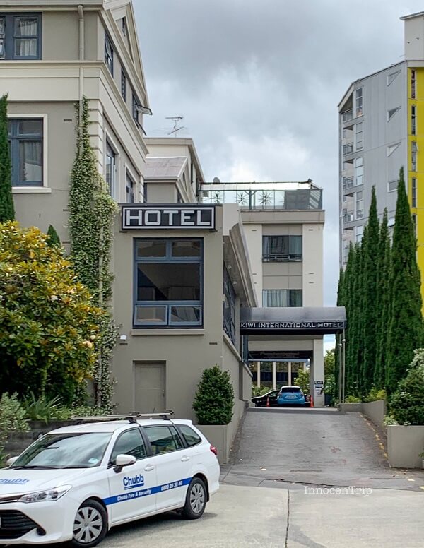 キウイ インターナショナル ホテルの建物外観