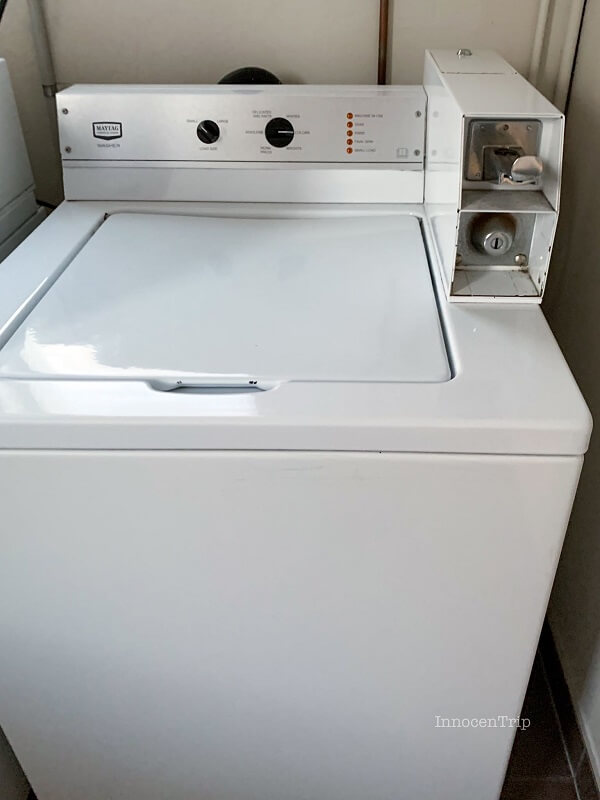 コインランドリーの洗濯機