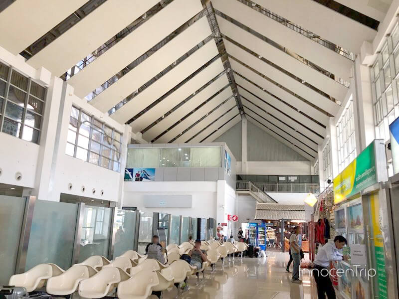 ルアンパバーン空港の待合