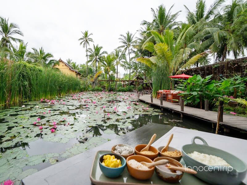 ハイクラスな雰囲気のManda de Laosの外観