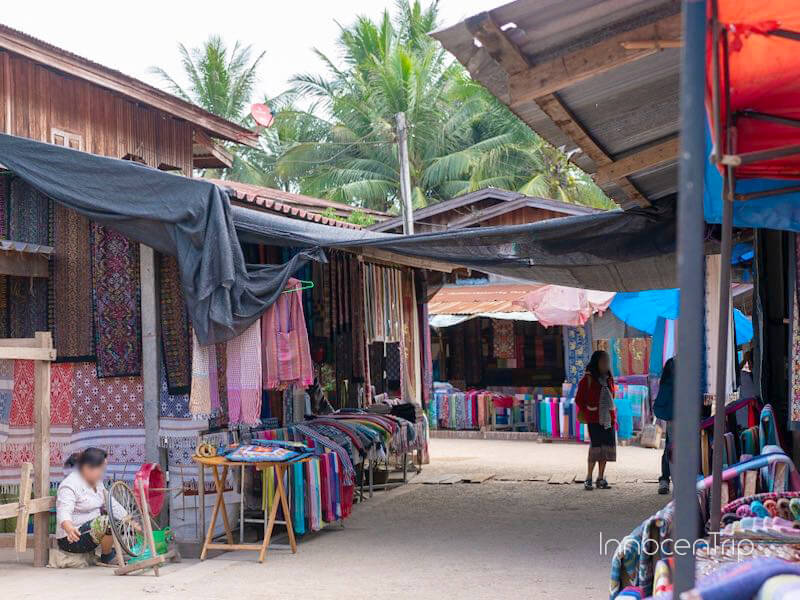織物とお酒の村、サンハイ村ののんびりした風景