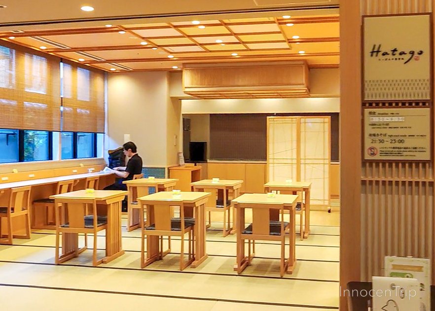 1階のレストラン入口