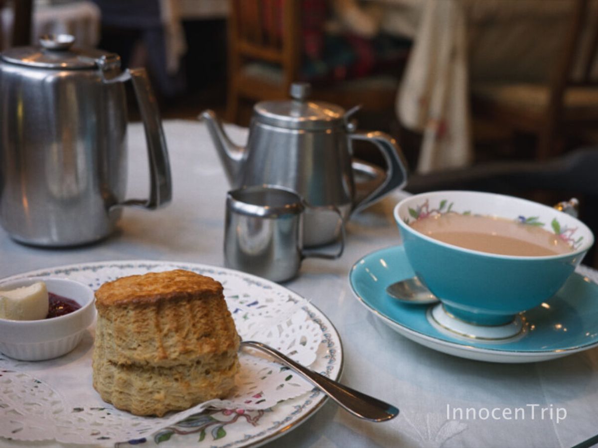 カフェでいただいたスコーン